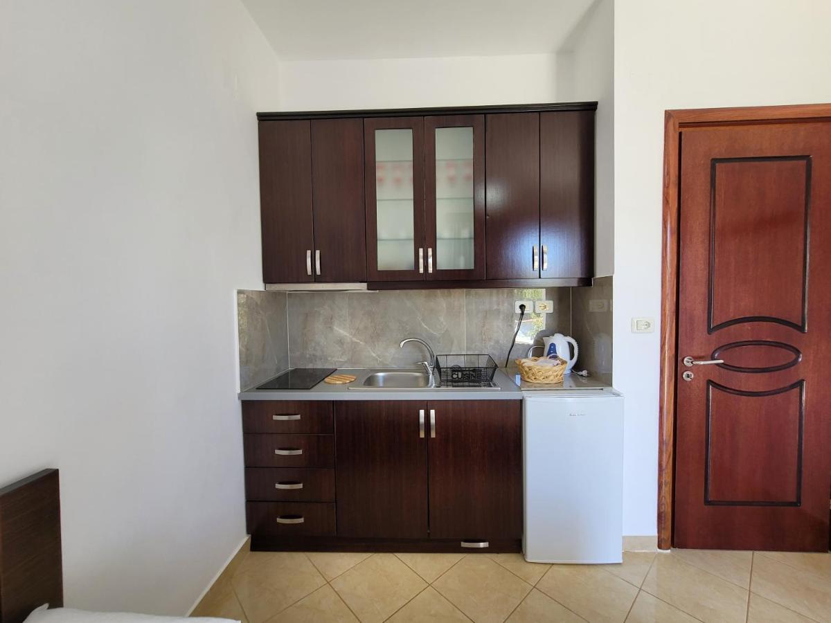 Guesthouse Redilka Ksamil Extérieur photo